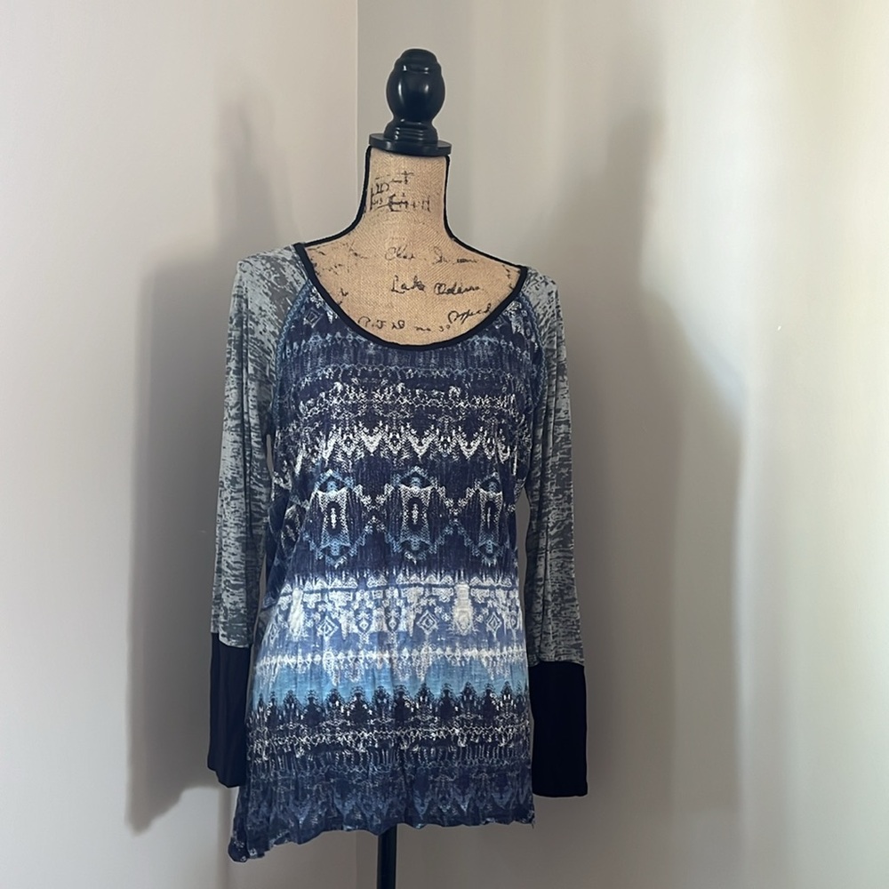 NWOT rxb printed extra soft long sleeve